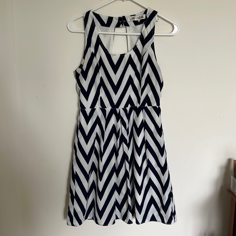 Francesca’s Collection Chevron Striped Navy Dress Size Small